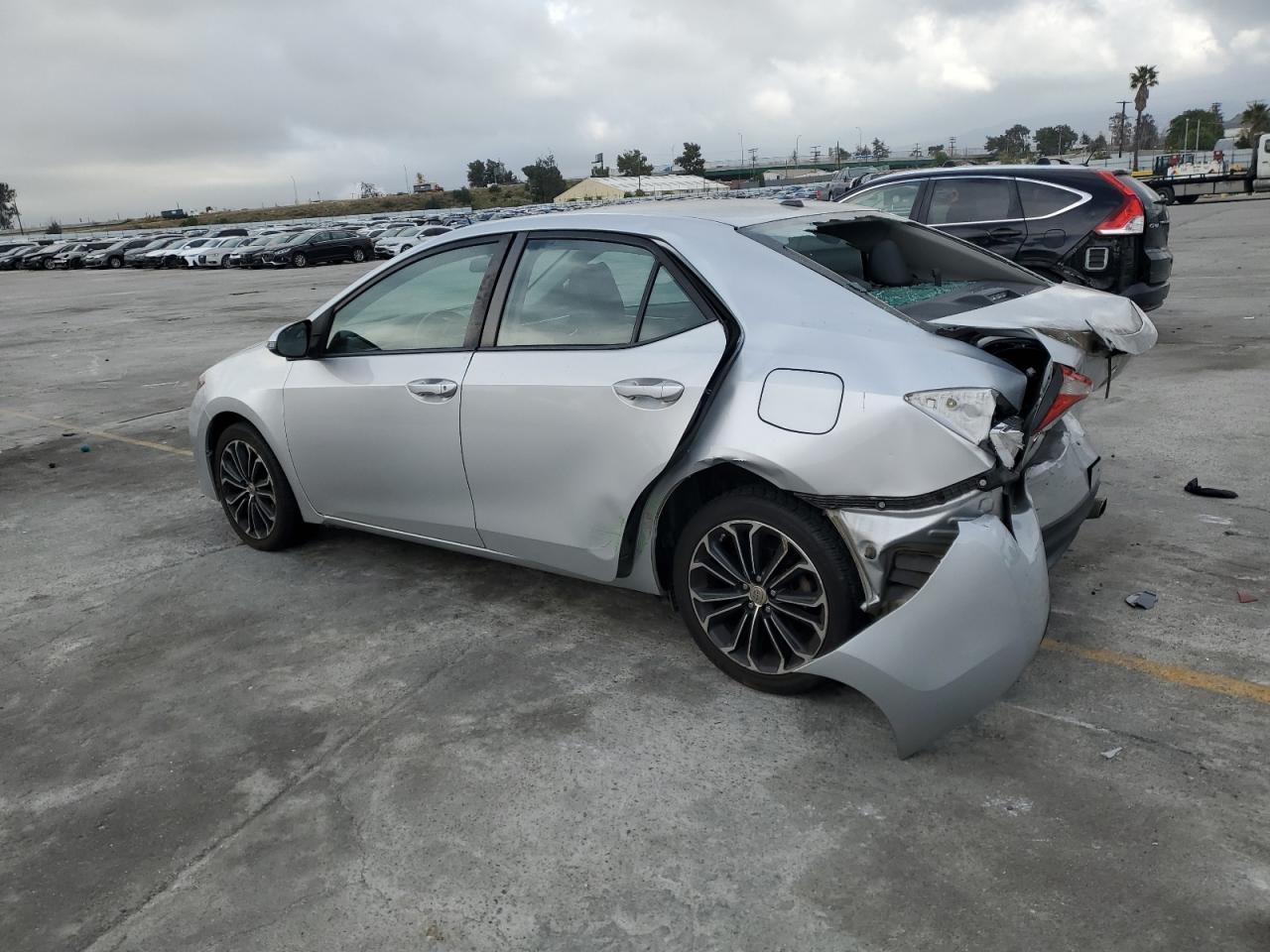 Photo 1 VIN: 5YFBURHE7FP186863 - TOYOTA COROLLA 