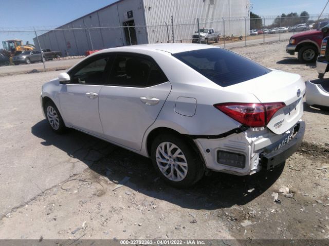 Photo 2 VIN: 5YFBURHE7JP761472 - TOYOTA COROLLA 