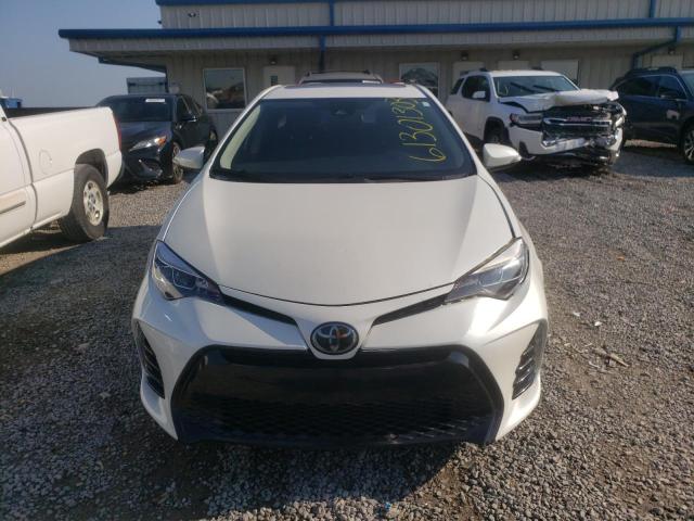 Photo 4 VIN: 5YFBURHE7JP790518 - TOYOTA COROLLA 