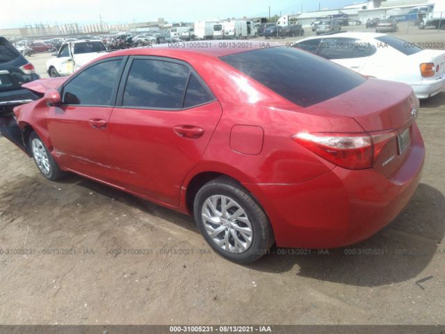 Photo 2 VIN: 5YFBURHE7JP818379 - TOYOTA COROLLA 