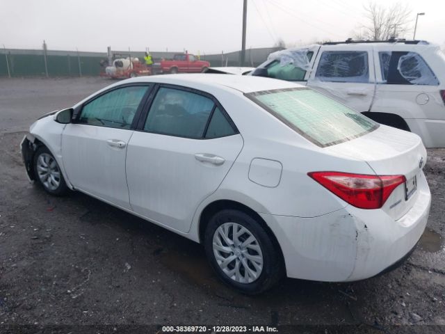 Photo 2 VIN: 5YFBURHE7KP863212 - TOYOTA COROLLA 