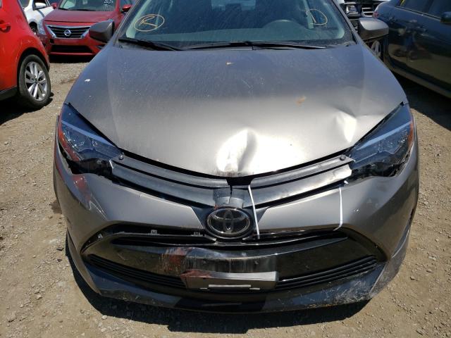 Photo 8 VIN: 5YFBURHE7KP886893 - TOYOTA COROLLA L 