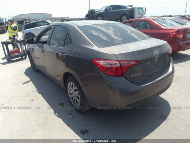 Photo 2 VIN: 5YFBURHE7KP934506 - TOYOTA COROLLA 