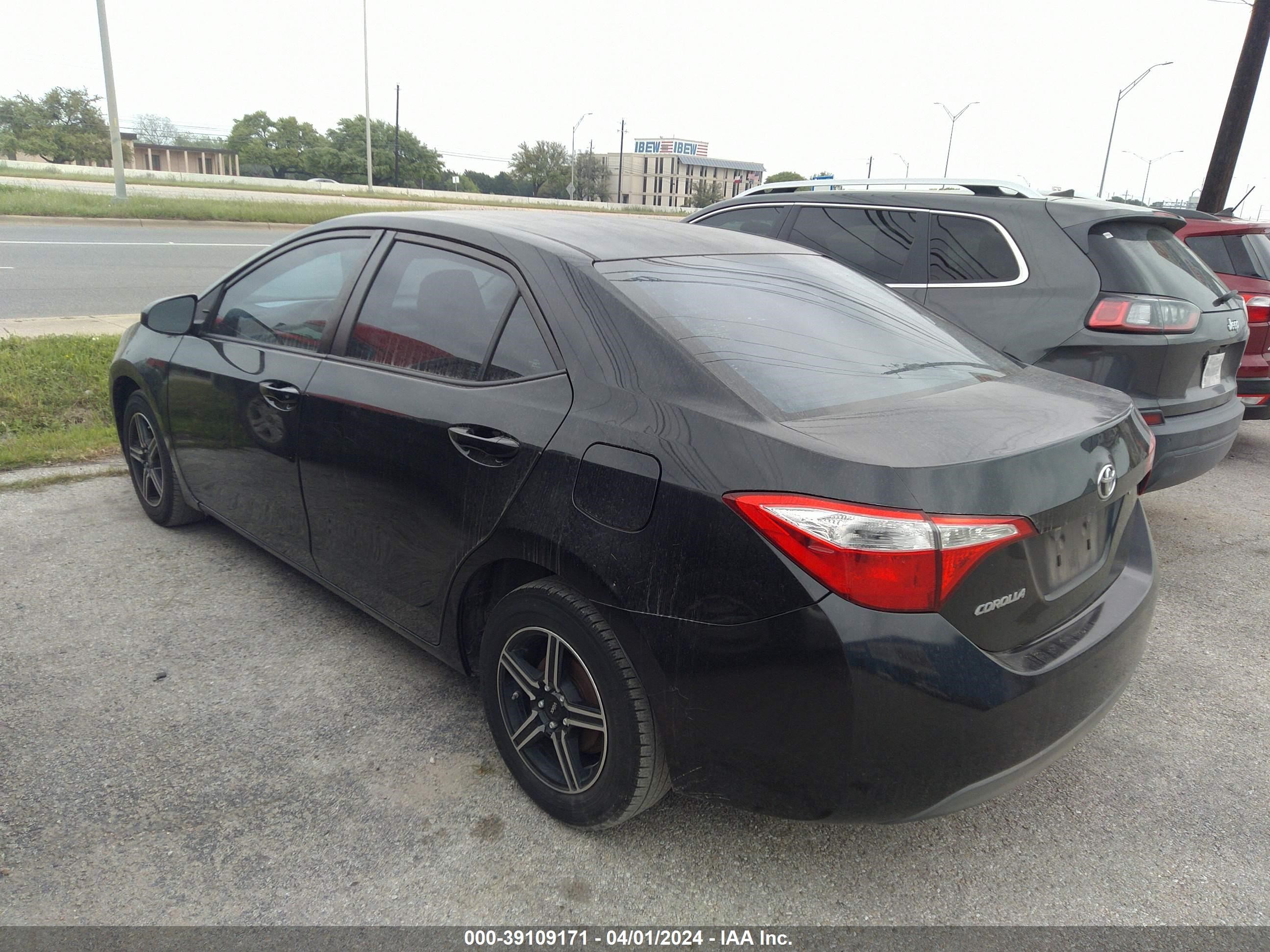 Photo 2 VIN: 5YFBURHE8EP092067 - TOYOTA COROLLA 