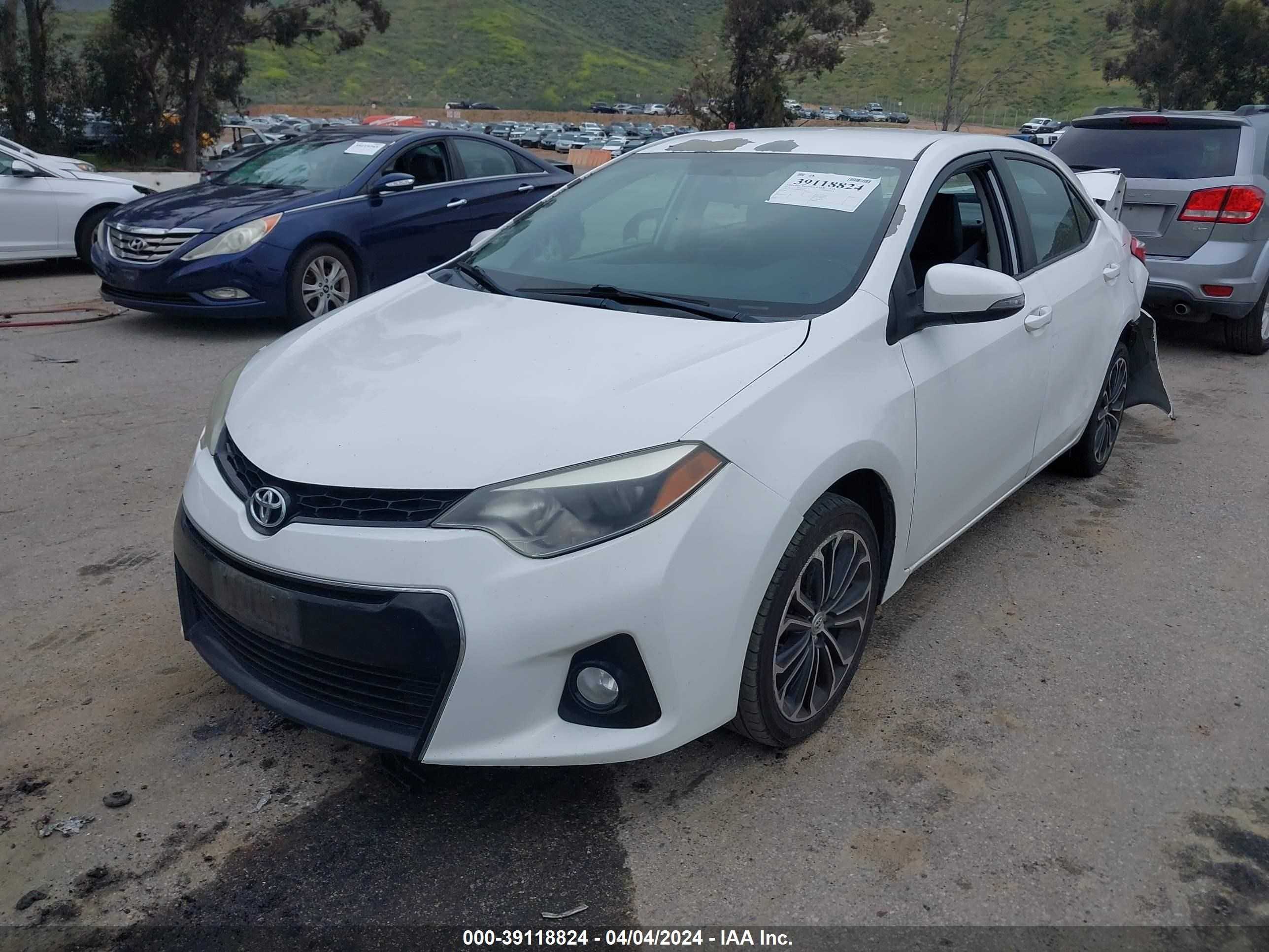 Photo 1 VIN: 5YFBURHE8EP160769 - TOYOTA COROLLA 