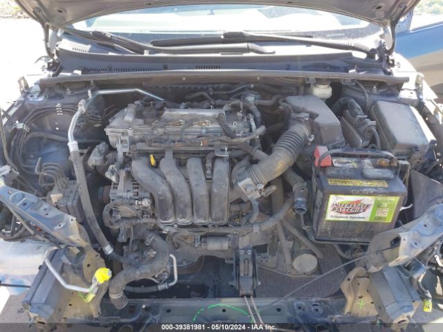 Photo 9 VIN: 5YFBURHE8FP208384 - TOYOTA COROLLA 