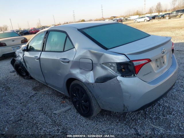 Photo 2 VIN: 5YFBURHE8FP268570 - TOYOTA COROLLA 