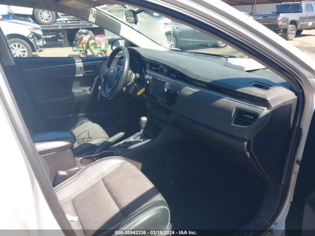 Photo 4 VIN: 5YFBURHE8FP307030 - TOYOTA COROLLA 