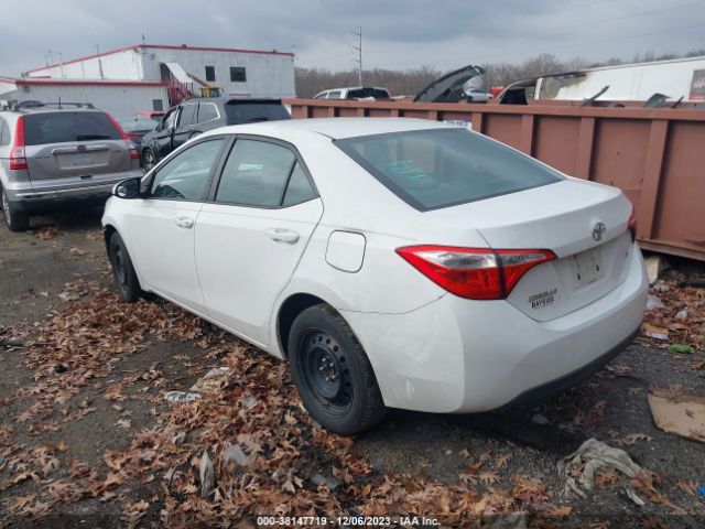 Photo 2 VIN: 5YFBURHE8FP324619 - TOYOTA COROLLA 