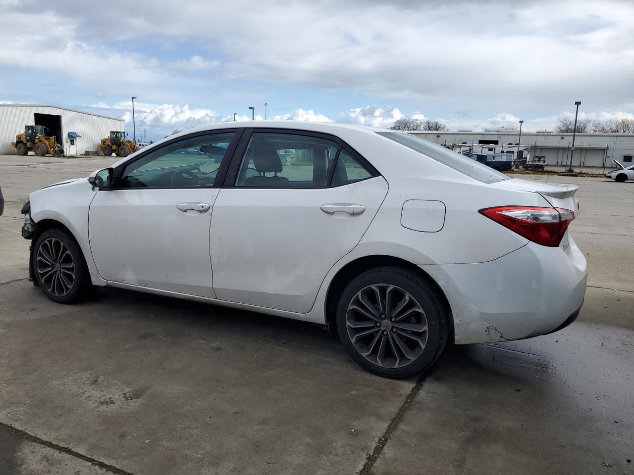 Photo 1 VIN: 5YFBURHE8FP352842 - TOYOTA COROLLA 