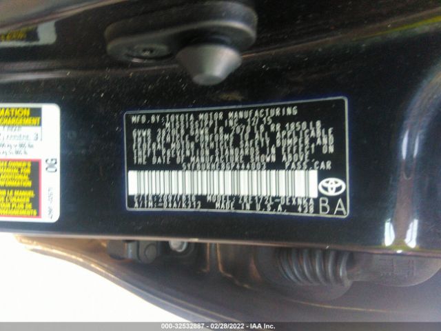 Photo 8 VIN: 5YFBURHE8GP444003 - TOYOTA COROLLA 