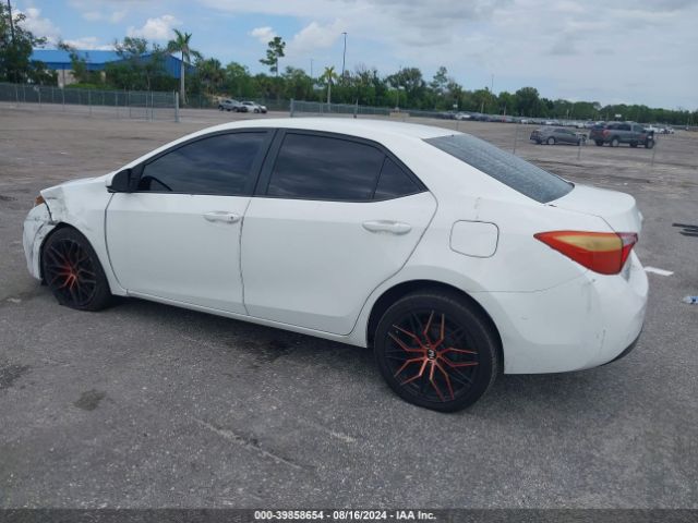 Photo 2 VIN: 5YFBURHE8GP496375 - TOYOTA COROLLA 