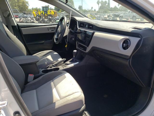 Photo 4 VIN: 5YFBURHE8HP688154 - TOYOTA COROLLA L 