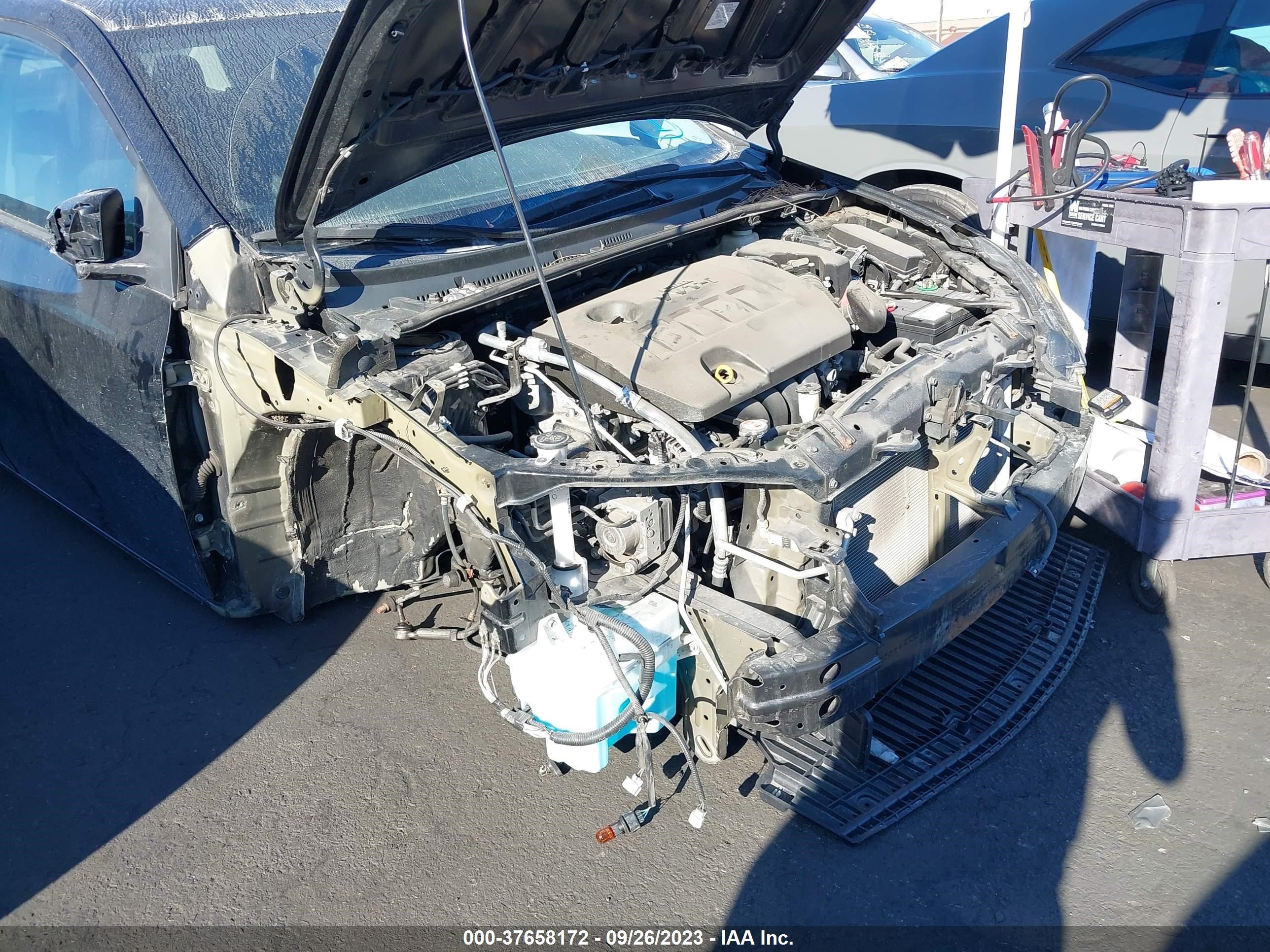 Photo 5 VIN: 5YFBURHE8HP695864 - TOYOTA COROLLA 