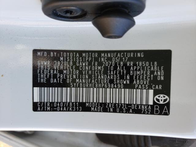 Photo 9 VIN: 5YFBURHE8HP698490 - TOYOTA COROLLA L 