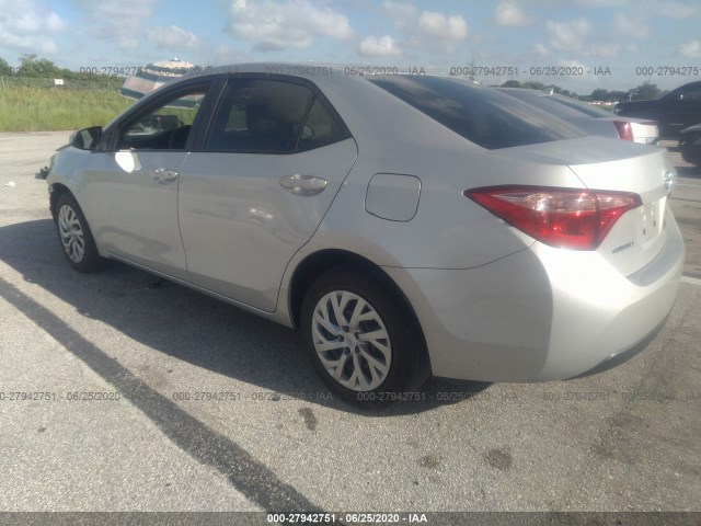 Photo 2 VIN: 5YFBURHE8JP832842 - TOYOTA COROLLA 