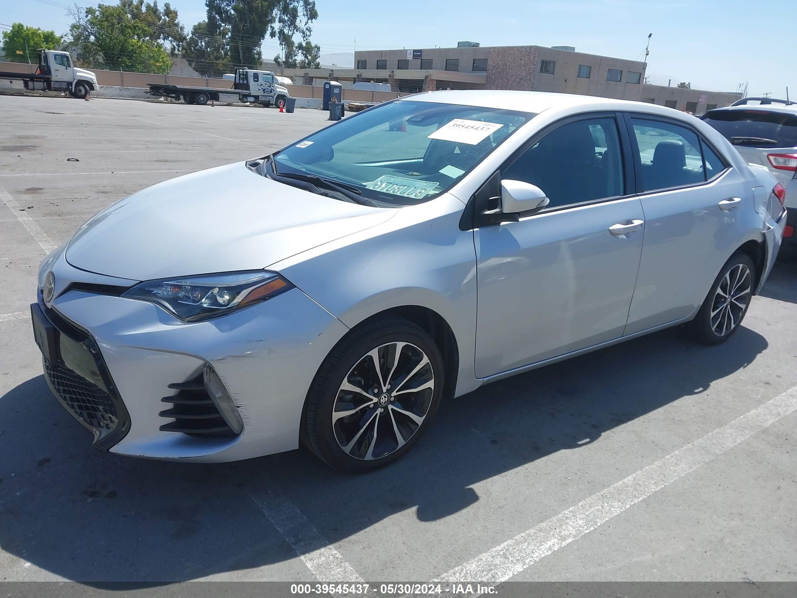 Photo 1 VIN: 5YFBURHE8KP882089 - TOYOTA COROLLA 