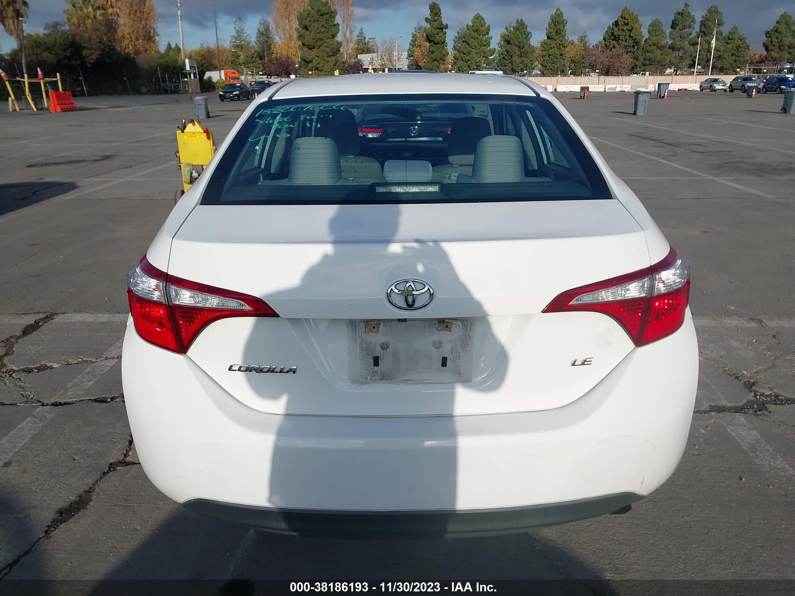 Photo 16 VIN: 5YFBURHE9EP094409 - TOYOTA COROLLA 