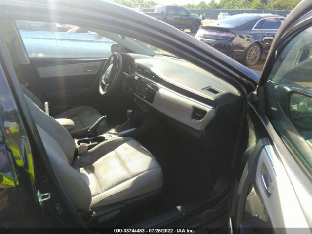 Photo 4 VIN: 5YFBURHE9FP212508 - TOYOTA COROLLA 