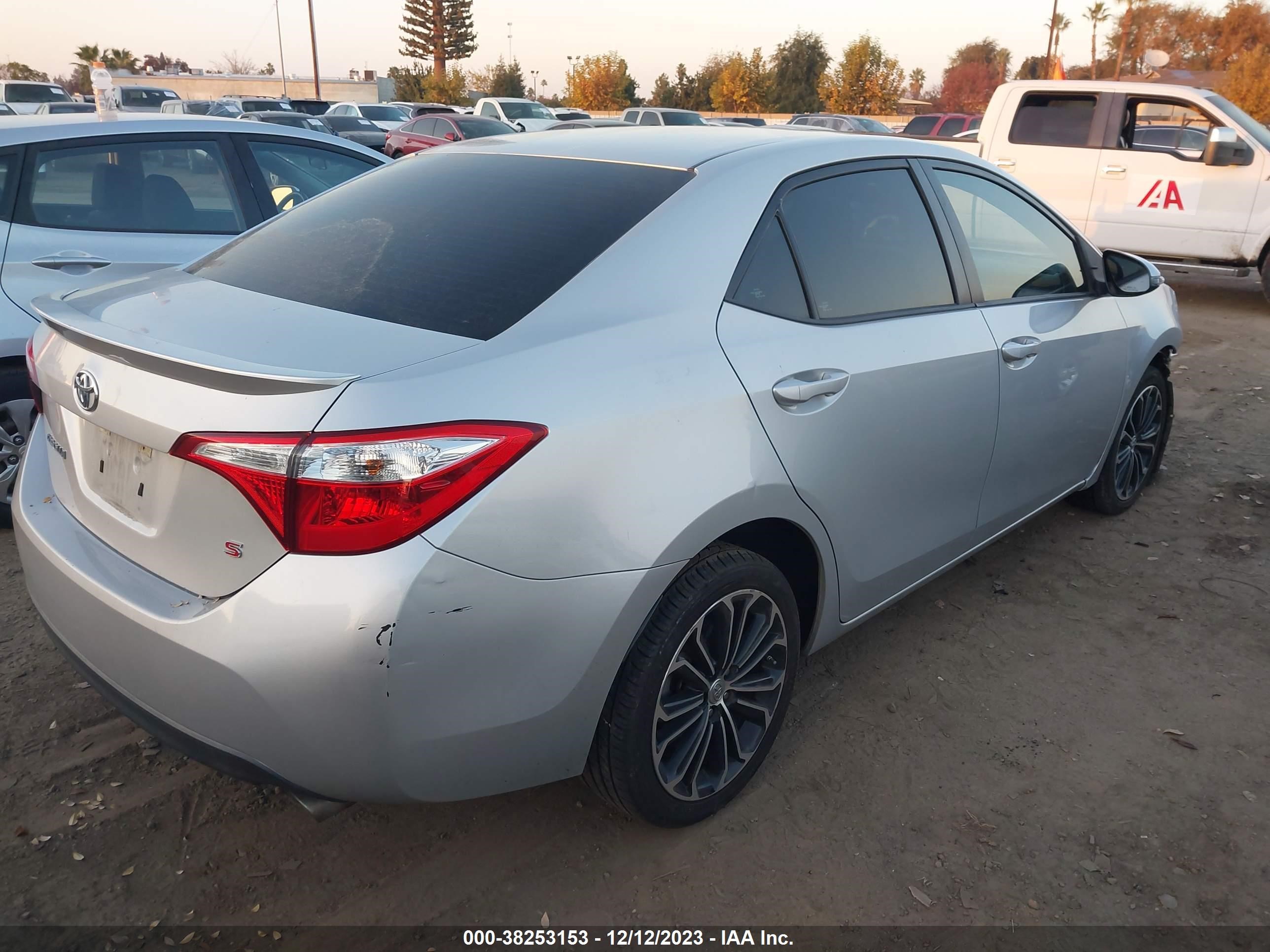 Photo 3 VIN: 5YFBURHE9FP235089 - TOYOTA COROLLA 