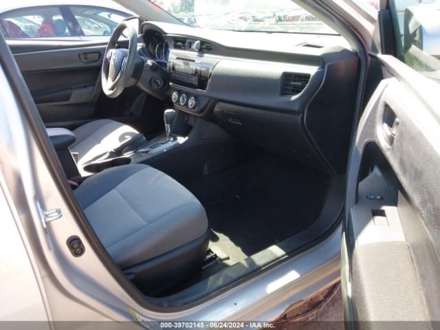 Photo 4 VIN: 5YFBURHE9FP331742 - TOYOTA COROLLA 