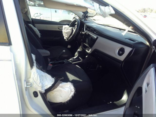 Photo 4 VIN: 5YFBURHE9HP691063 - TOYOTA COROLLA 