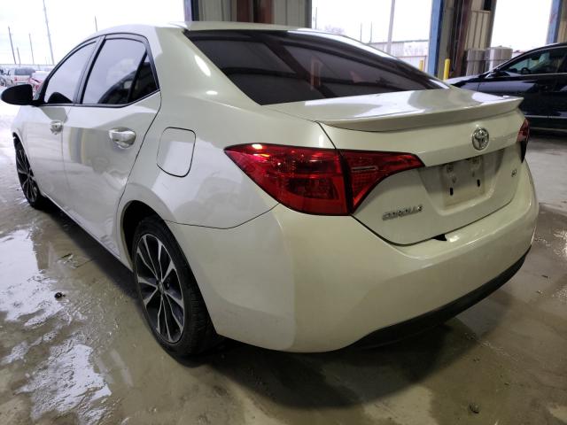 Photo 2 VIN: 5YFBURHE9HP728497 - TOYOTA COROLLA L 