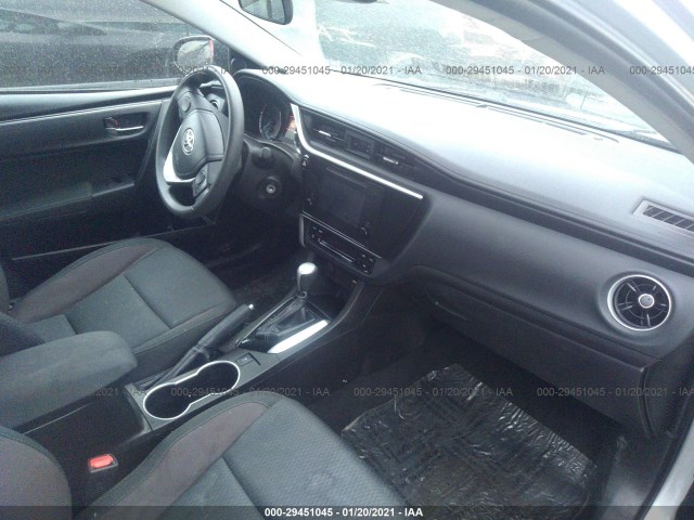 Photo 4 VIN: 5YFBURHE9JP753664 - TOYOTA COROLLA 