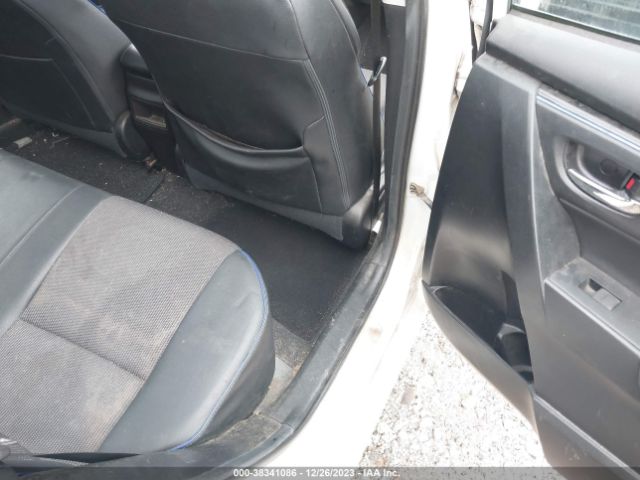 Photo 7 VIN: 5YFBURHE9JP758038 - TOYOTA COROLLA 