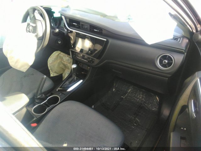 Photo 4 VIN: 5YFBURHE9JP801647 - TOYOTA COROLLA 