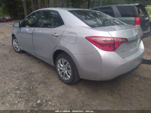 Photo 2 VIN: 5YFBURHE9JP844854 - TOYOTA COROLLA 