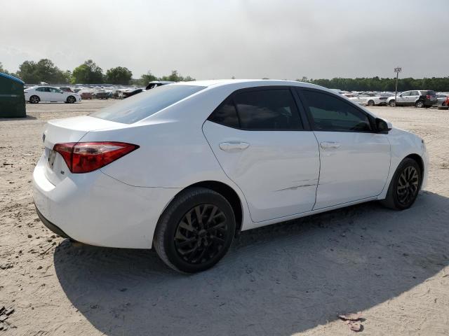 Photo 2 VIN: 5YFBURHE9KP863972 - TOYOTA COROLLA 