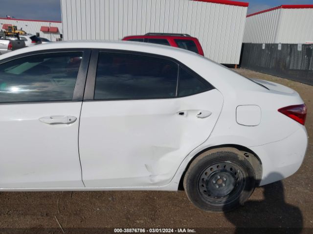 Photo 5 VIN: 5YFBURHE9KP882120 - TOYOTA COROLLA 