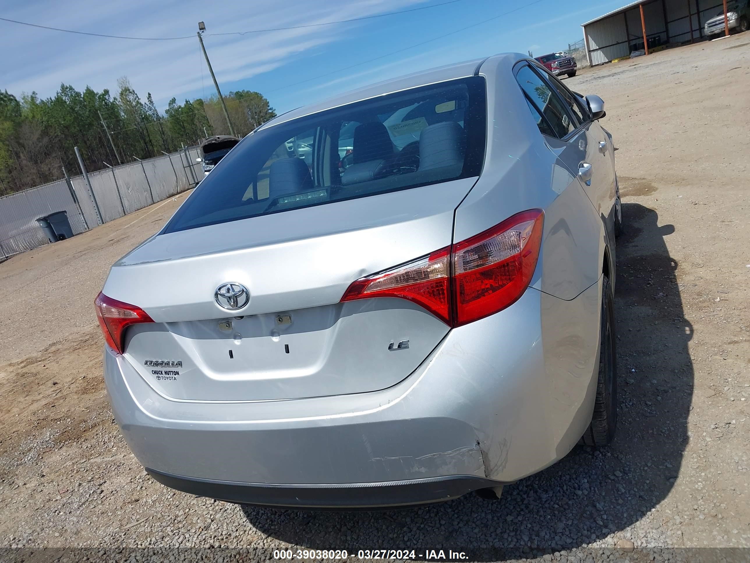 Photo 15 VIN: 5YFBURHE9KP902592 - TOYOTA COROLLA 