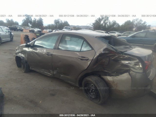 Photo 2 VIN: 5YFBURHE9KP925404 - TOYOTA COROLLA 