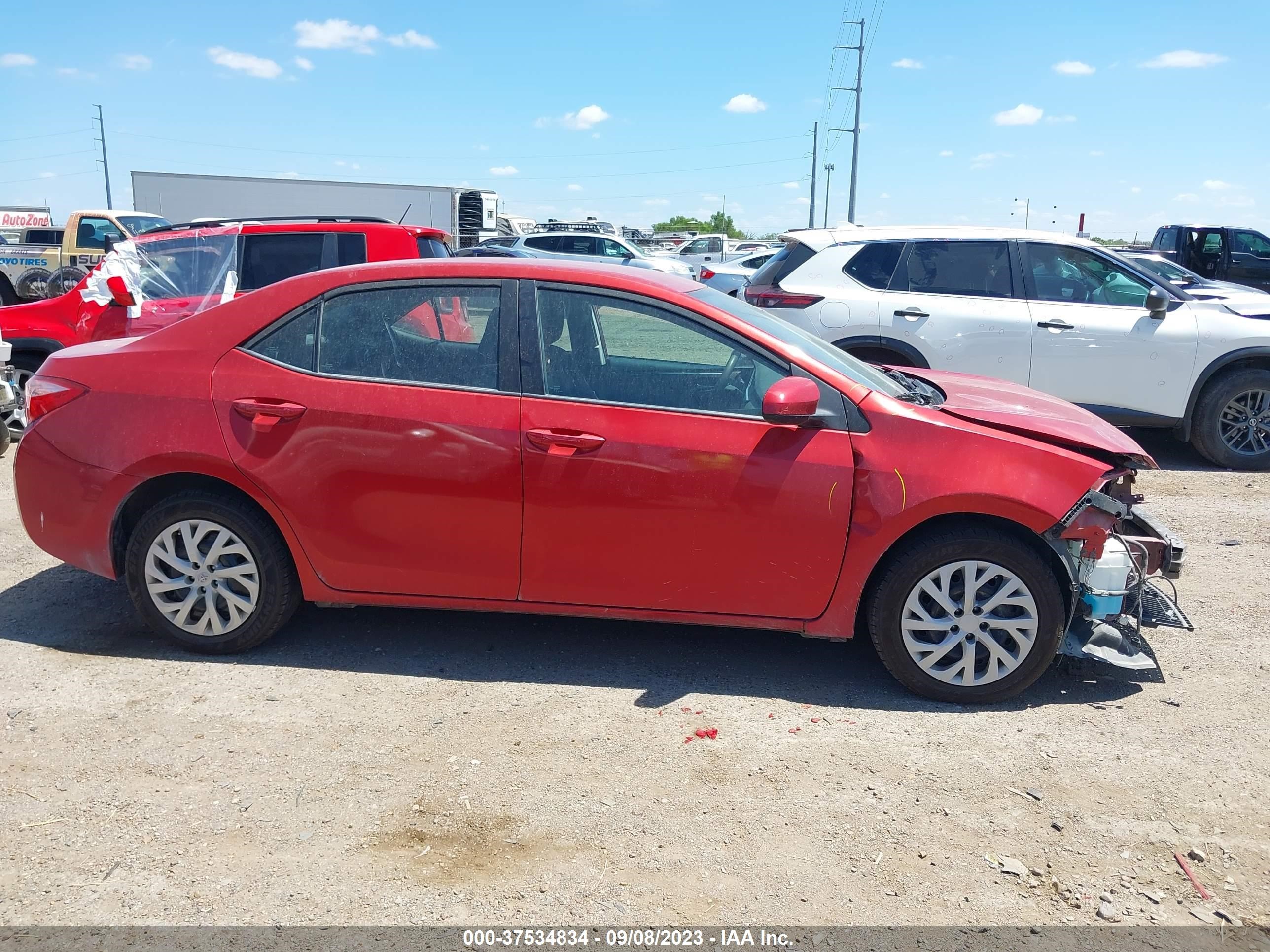 Photo 13 VIN: 5YFBURHE9KP930280 - TOYOTA COROLLA 