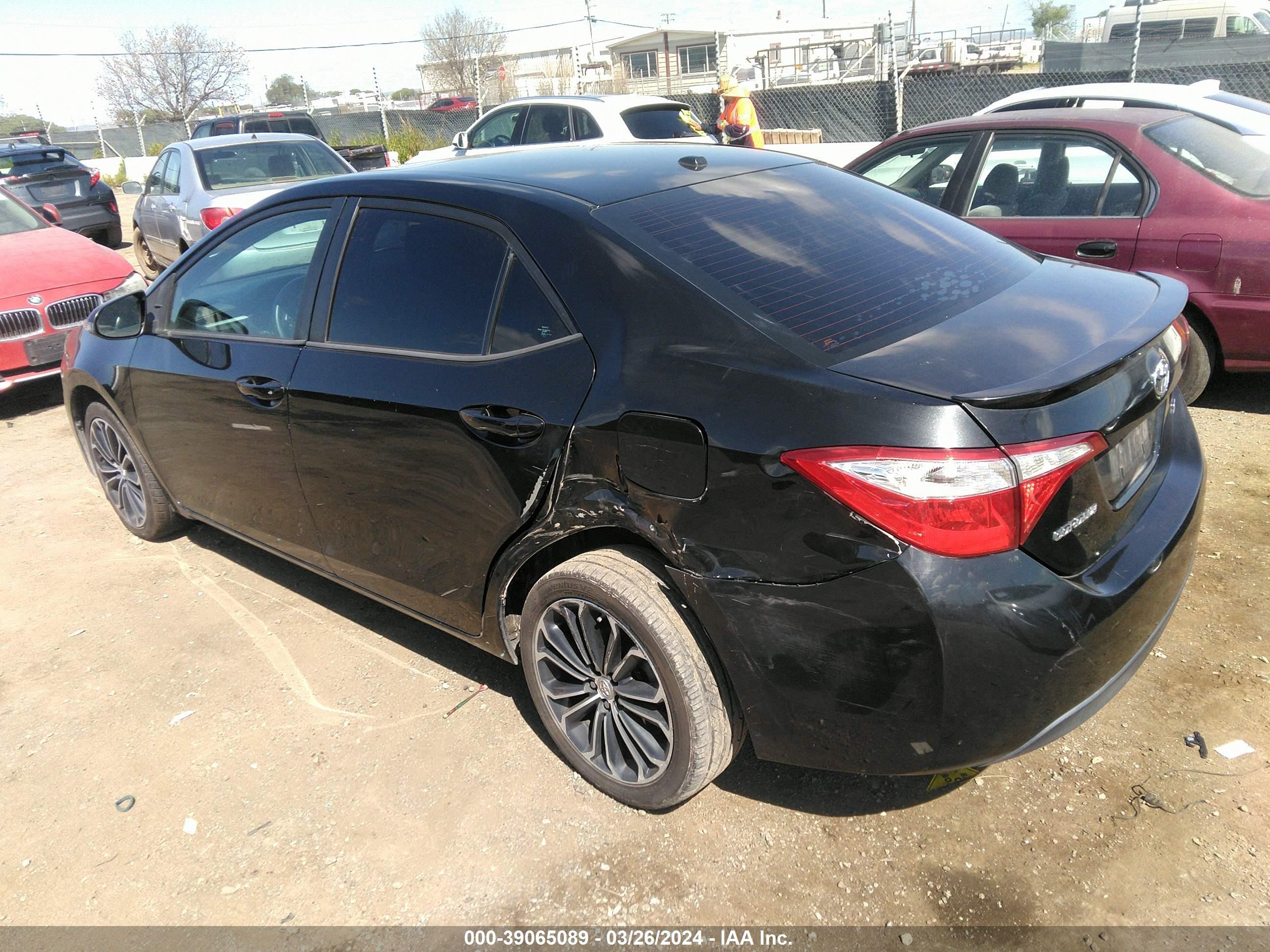 Photo 2 VIN: 5YFBURHEXEP008735 - TOYOTA COROLLA 