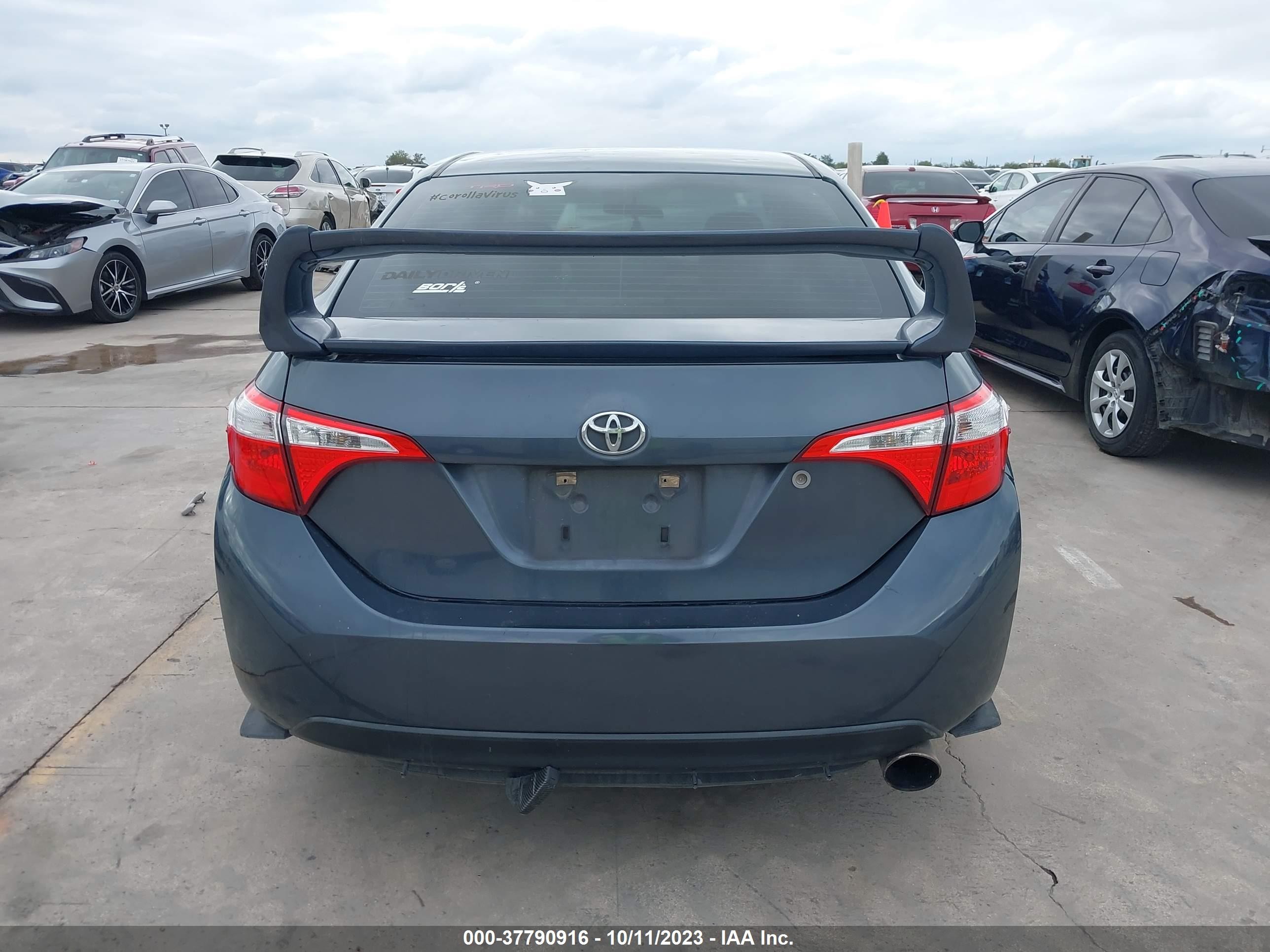 Photo 16 VIN: 5YFBURHEXEP102064 - TOYOTA COROLLA 