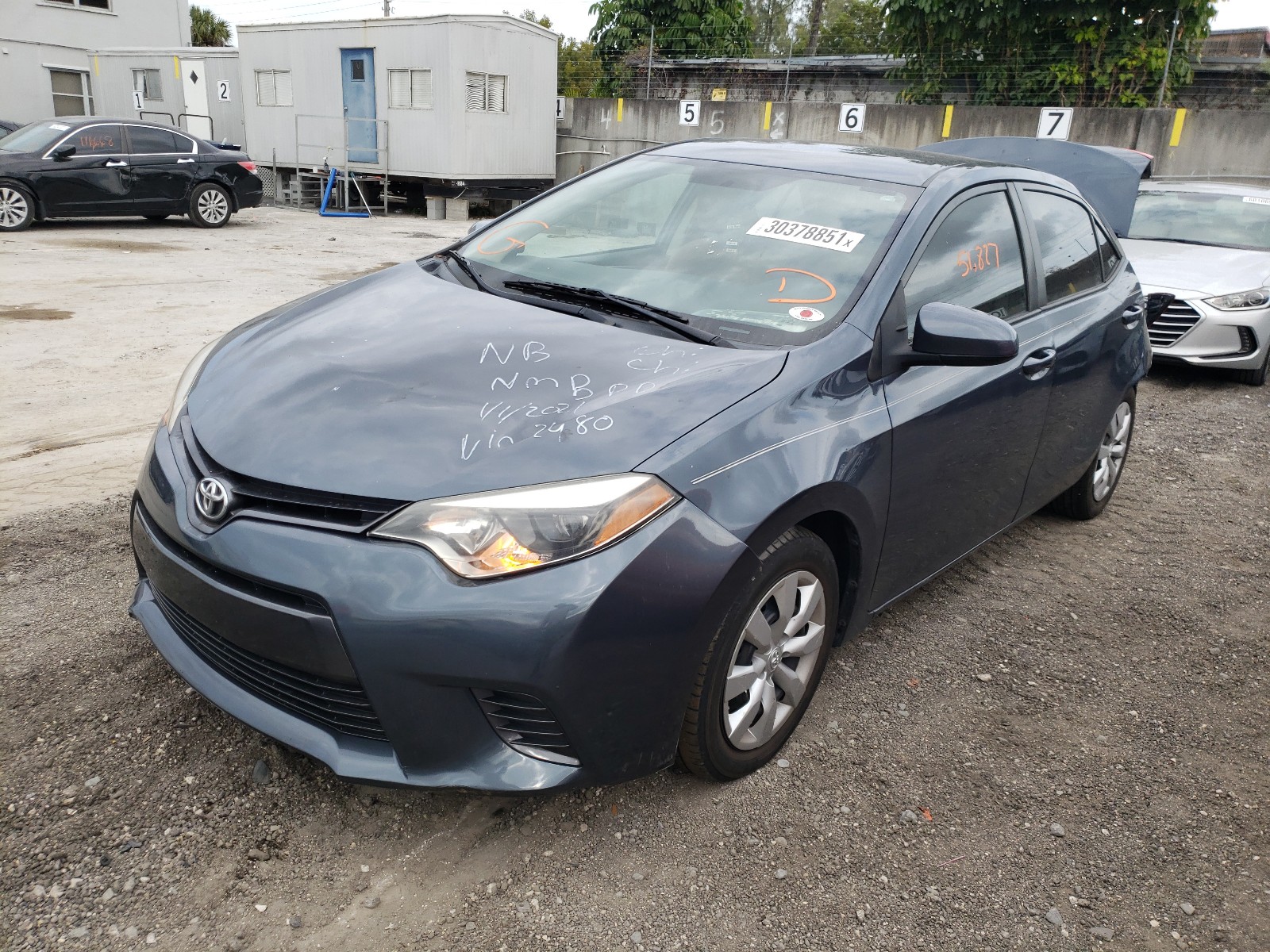 Photo 1 VIN: 5YFBURHEXGP372480 - TOYOTA COROLLA L 