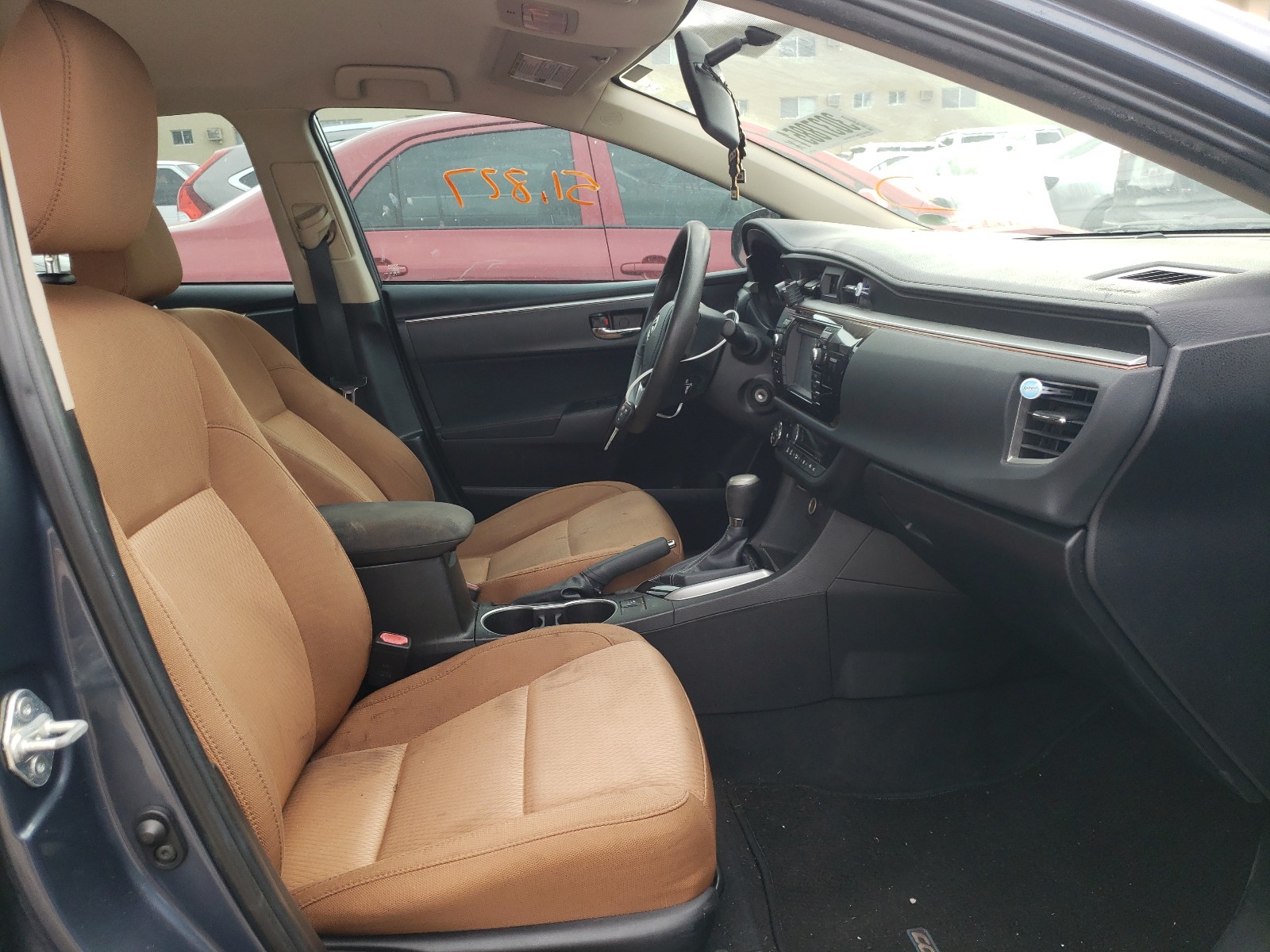 Photo 4 VIN: 5YFBURHEXGP372480 - TOYOTA COROLLA L 