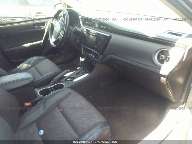 Photo 4 VIN: 5YFBURHEXHP615481 - TOYOTA COROLLA 