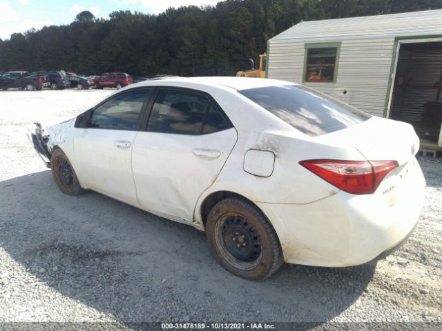 Photo 2 VIN: 5YFBURHEXHP641370 - TOYOTA COROLLA 