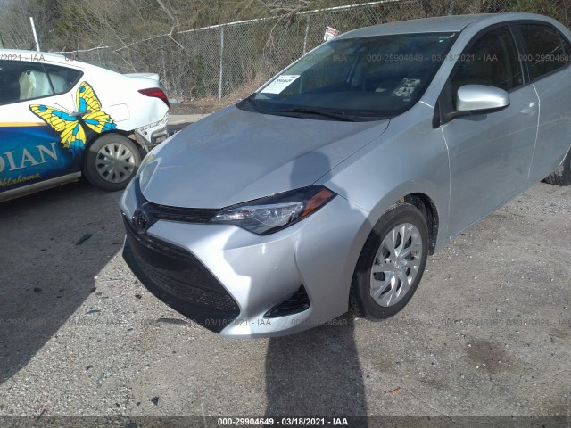 Photo 5 VIN: 5YFBURHEXHP663594 - TOYOTA COROLLA 