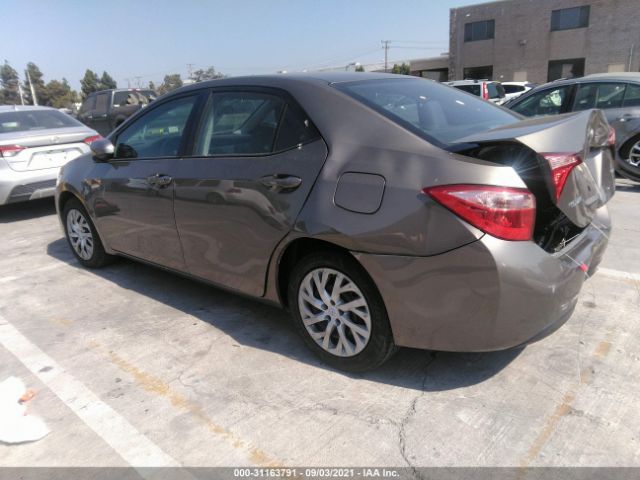 Photo 2 VIN: 5YFBURHEXHP706945 - TOYOTA COROLLA 