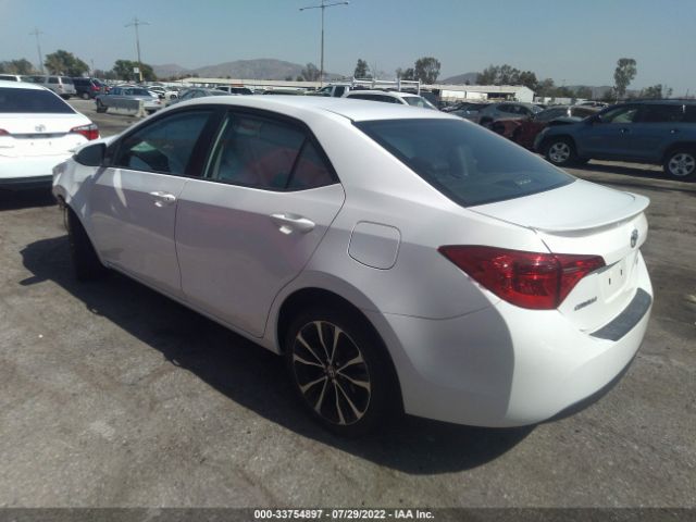 Photo 2 VIN: 5YFBURHEXJP744150 - TOYOTA COROLLA 