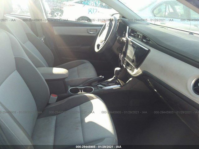 Photo 4 VIN: 5YFBURHEXJP761224 - TOYOTA COROLLA 