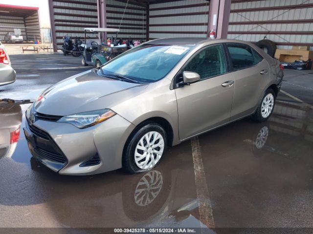 Photo 1 VIN: 5YFBURHEXJP764267 - TOYOTA COROLLA 