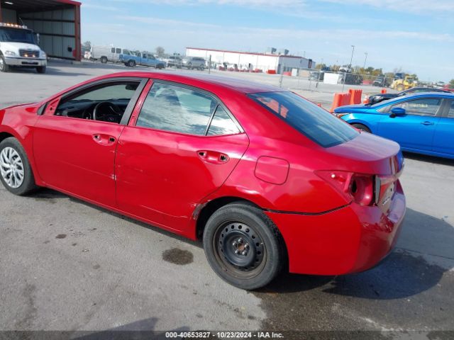 Photo 2 VIN: 5YFBURHEXJP800037 - TOYOTA COROLLA 