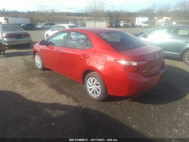 Photo 2 VIN: 5YFBURHEXKP929851 - TOYOTA COROLLA 