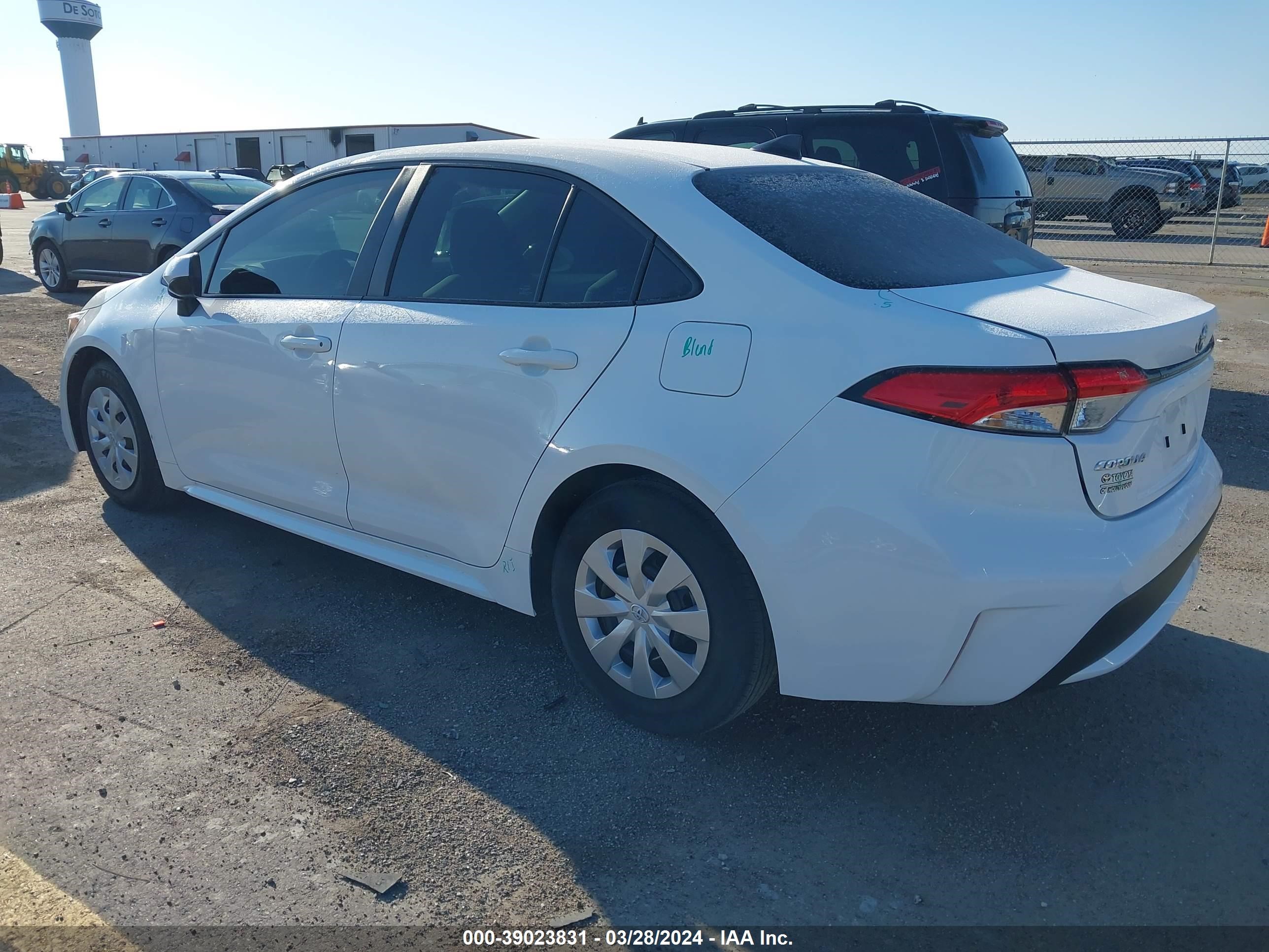 Photo 2 VIN: 5YFDPMAE3NP368832 - TOYOTA COROLLA 